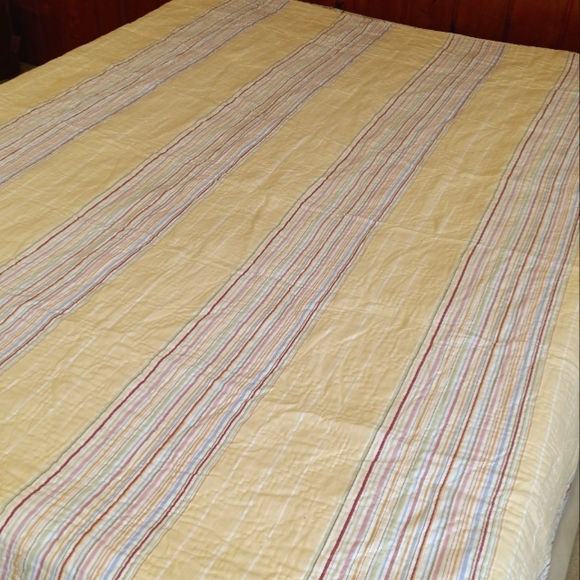 Pottery Barn Yellow Cotton Stripe Hand-stitched Quilt - Picture 2 of 15
